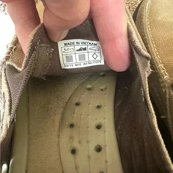 Crocs Men's Walu Slip On Loafer Casual Walking Shoes Khaki Espresso Size 10 - Picture 9 of 16